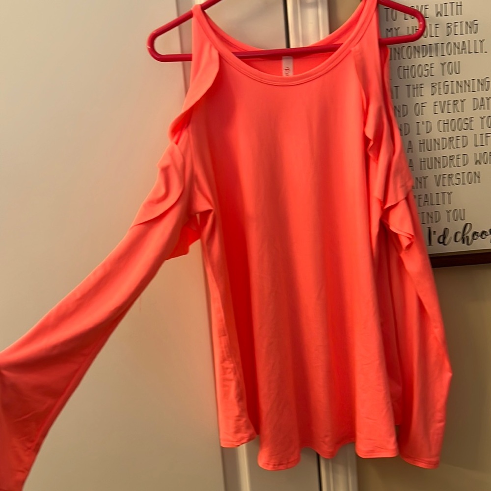 Ruffle cold shoulder top